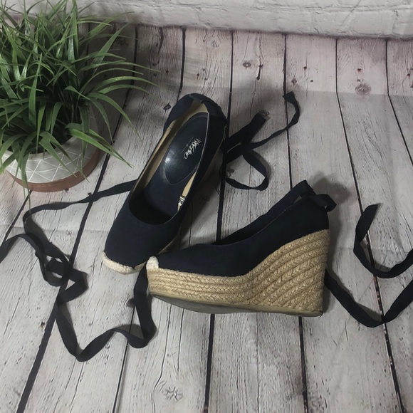 Mossimo Supply Co. Shoes - Mossimo Ballarina Wedges